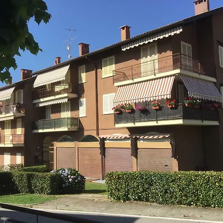 Residenza Primavera Maggiore 아파트 *